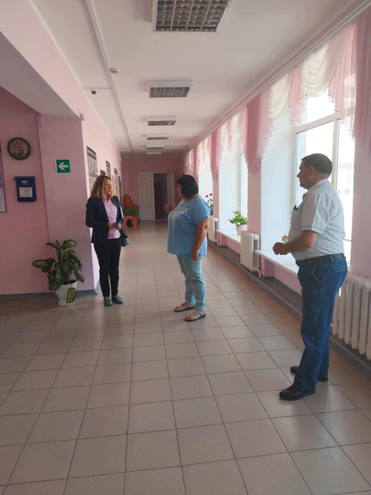 Посещение избирательных участков на территории Большеглушицкого района