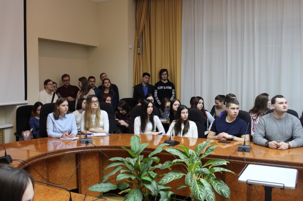 Встреча М.А. Федотова и О.Д. Гальцовой со студентами 