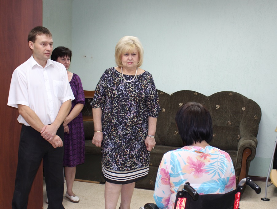 Посещение центра семейной реабилитации инвалидов