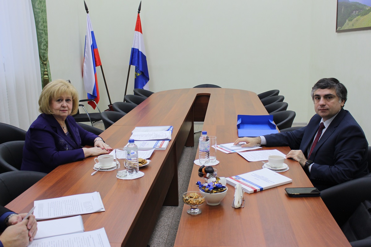 Рабочая встреча с министром образования и науки Самарской области В.А. Акопьяном