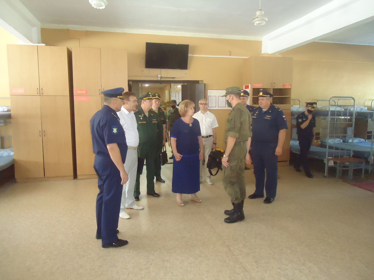 Посещение воинских частей в п. Мирный