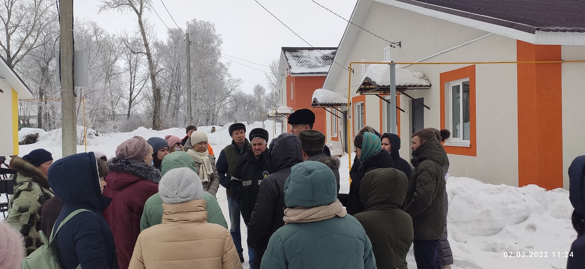 Качество жилья, предоставляемого при переселении из аварийного фонда в г. Отрадный, проверили члены рабочей группы при участии консультанта аппарата Уполномоченного